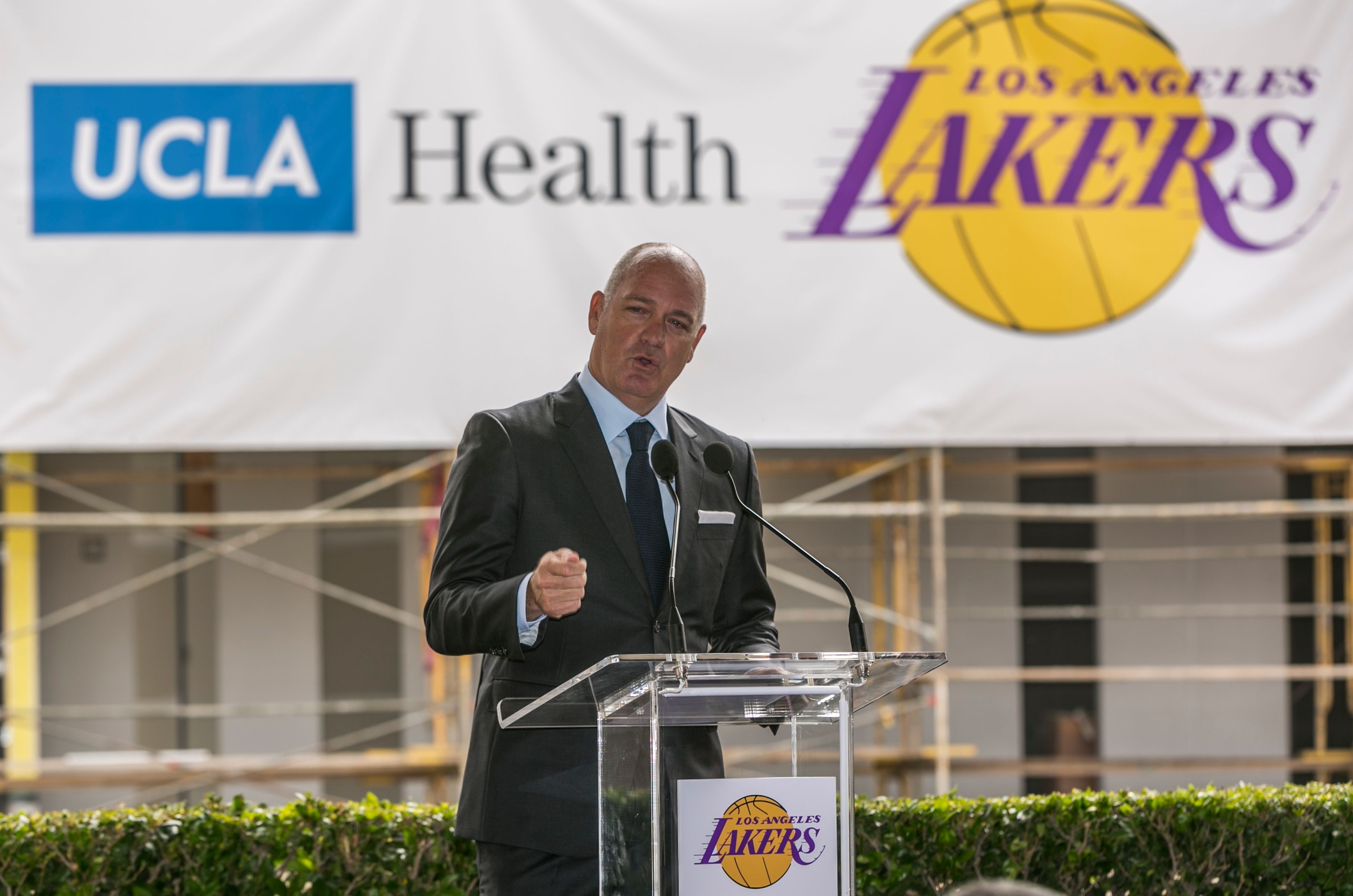 UCLA ousts athletic director Martin Jarmond , taps former Lakers executive Tim Harris to replace him