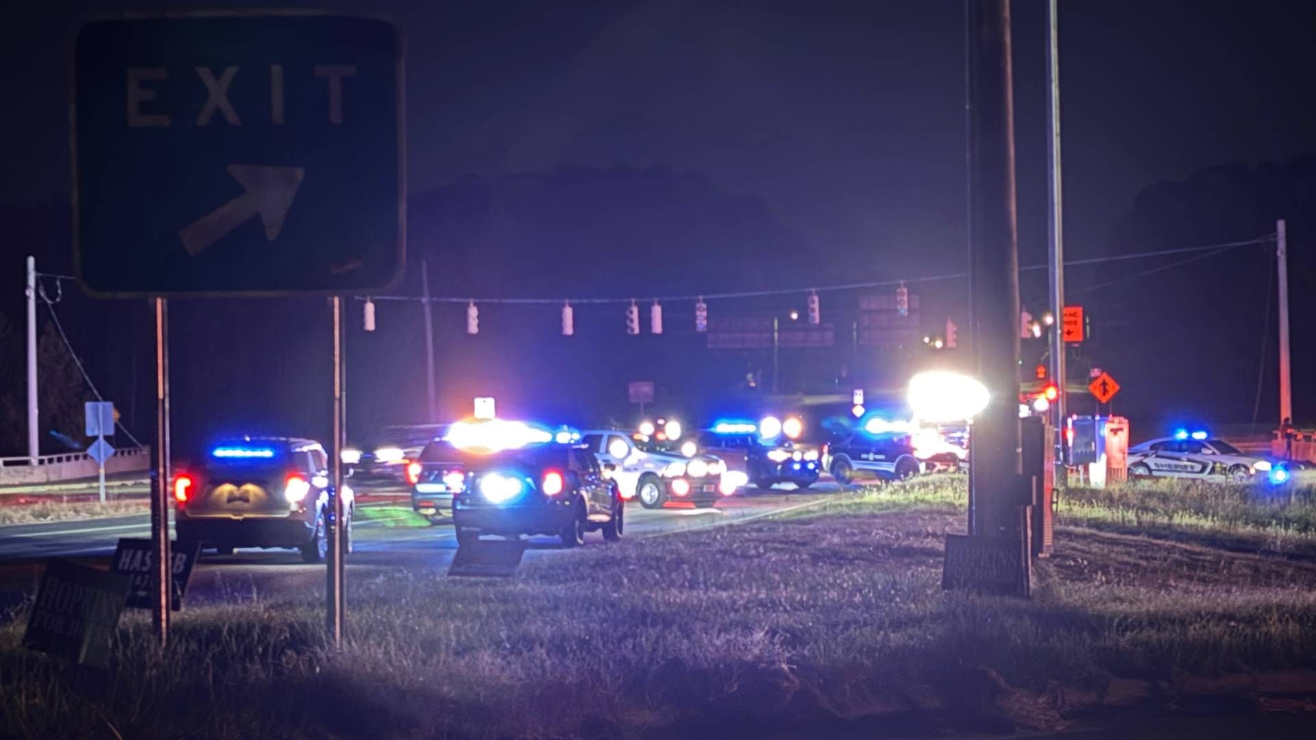 Crash shuts down Six Forks Road at I-540 overpass, knocks down traffic lights