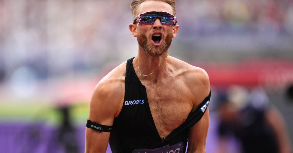 Josh Kerr of Britain breaks the men’s mile world record that stood since 1999
