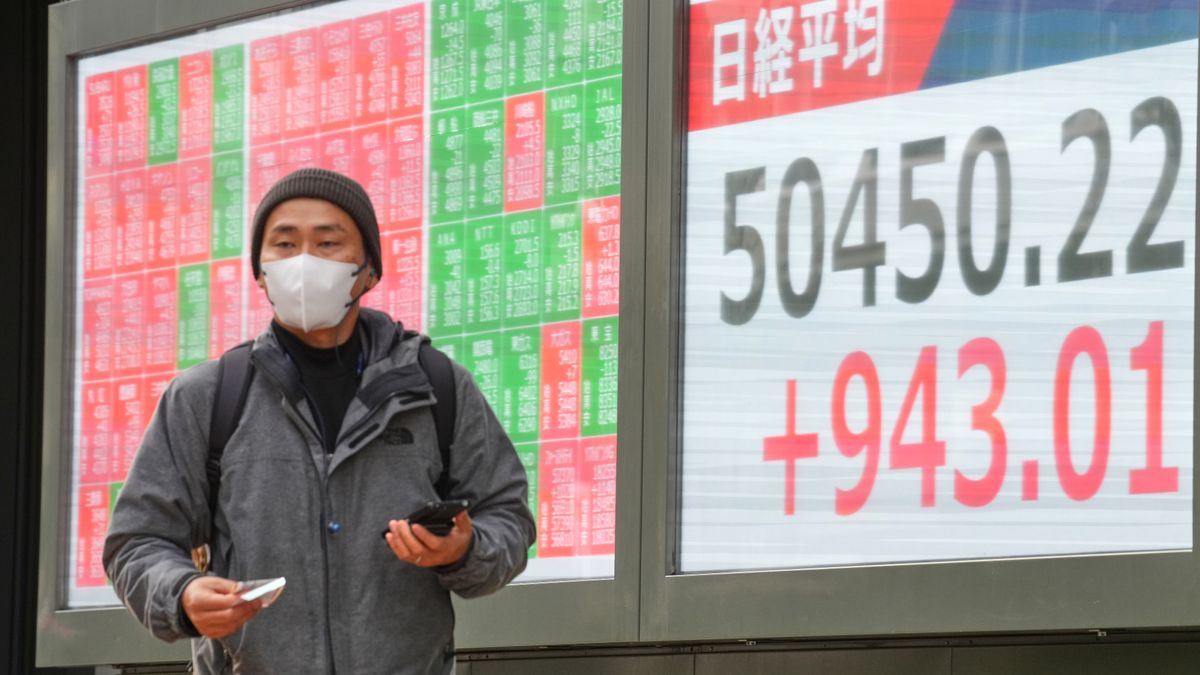 wral.com - ELAINE KURTENBACH — AP Business Writer - World shares are mixed and Japan's yen slips after AI stocks push higher on Wall Street