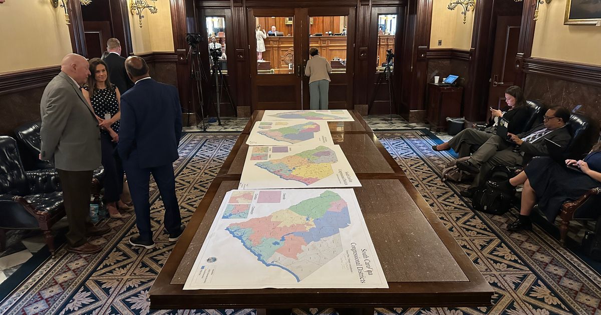 Republicans are rushing to redraw districts before midterms. Here's where things stand