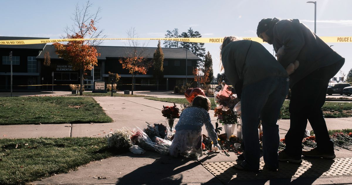 Bystander who killed Oregon school shooter is father of two students
