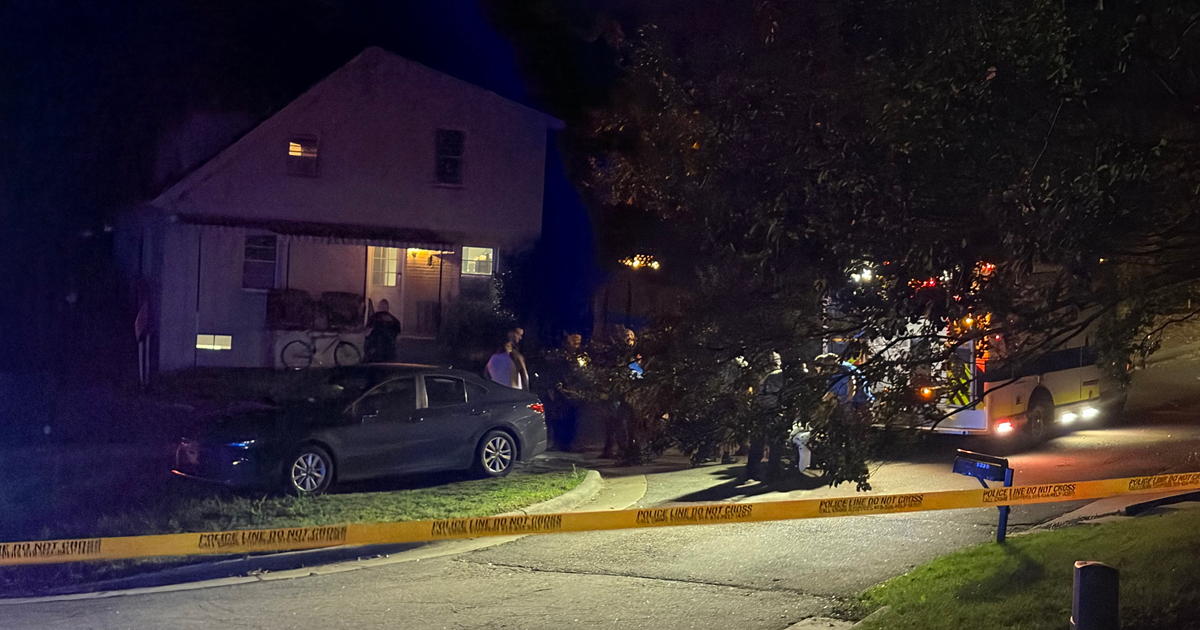 Raleigh police: Person stabbed in the neck on Marshall Street, suspect arrested
