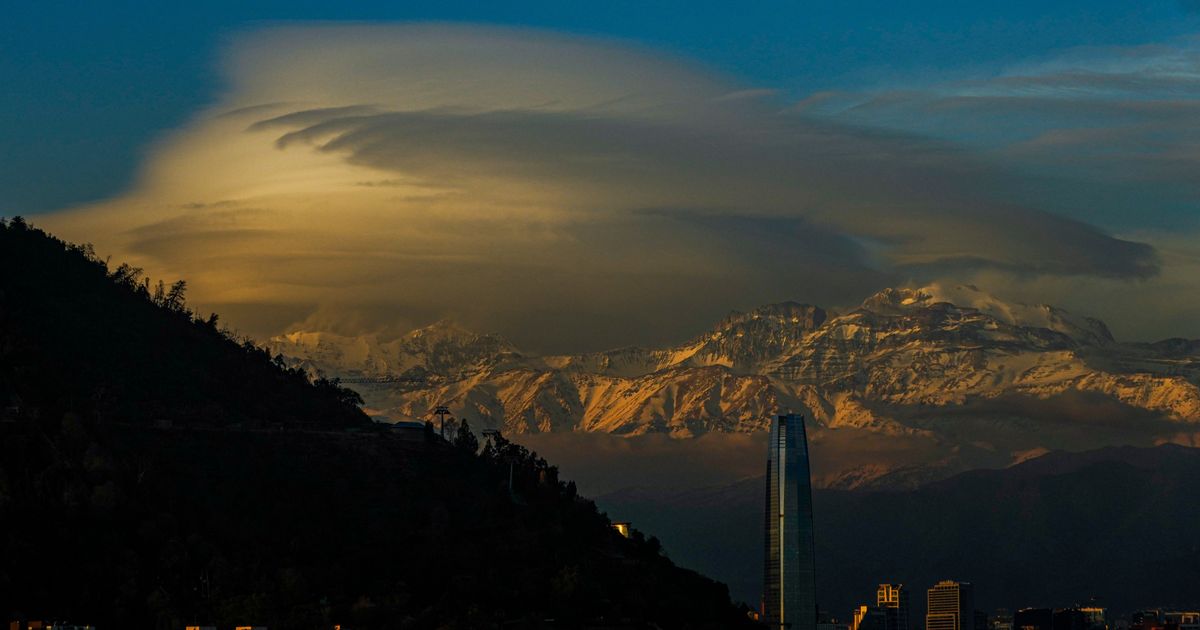 A chatbot entirely powered by humans, not artificial intelligence? This Chilean community shows why