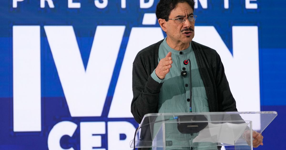 Progressive candidate concedes Colombian presidential election to Trump-endorsed outsider