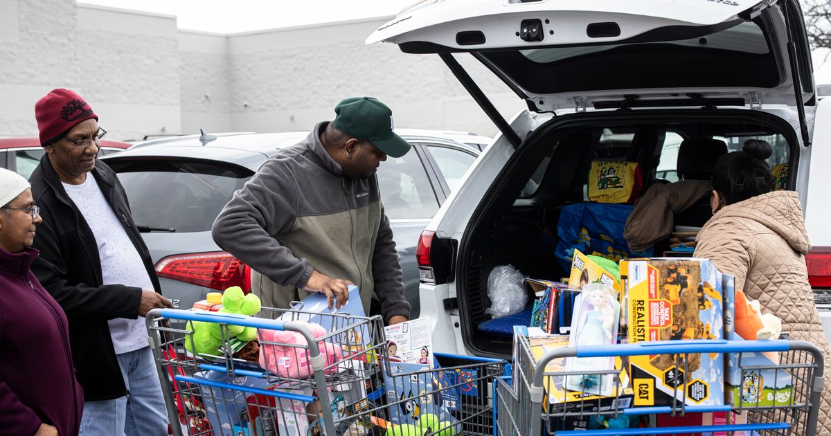 Police your trash, travel habits to avoid being victim of post-holiday theft