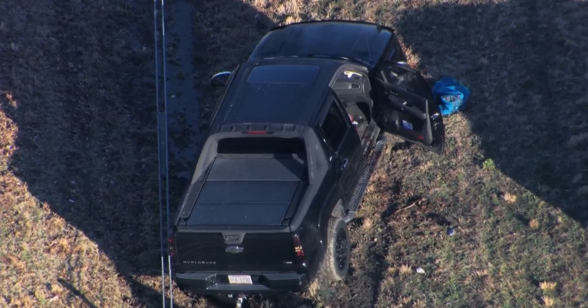 Large police response on I-587 in Wilson County