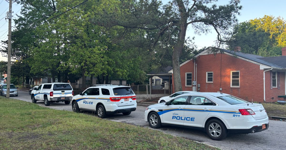 Busy police investigation underway in Wilson neighborhood