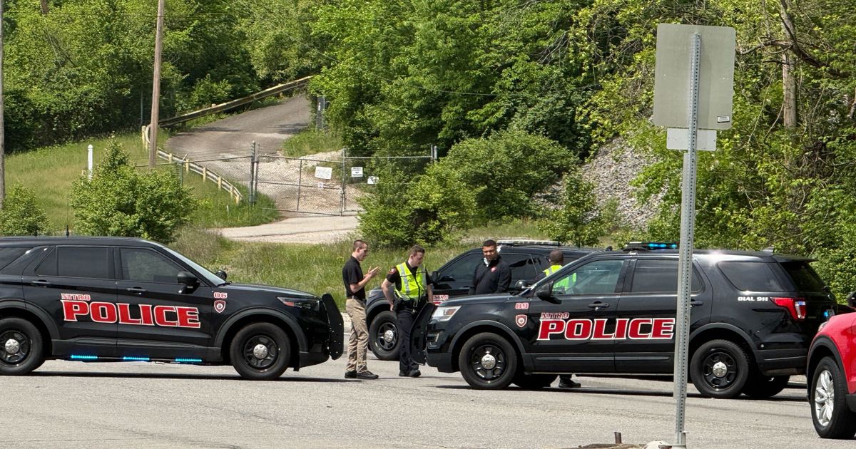 Chemical leak at a West Virginia plant kills 2 people and sends 19 to hospital, officials say