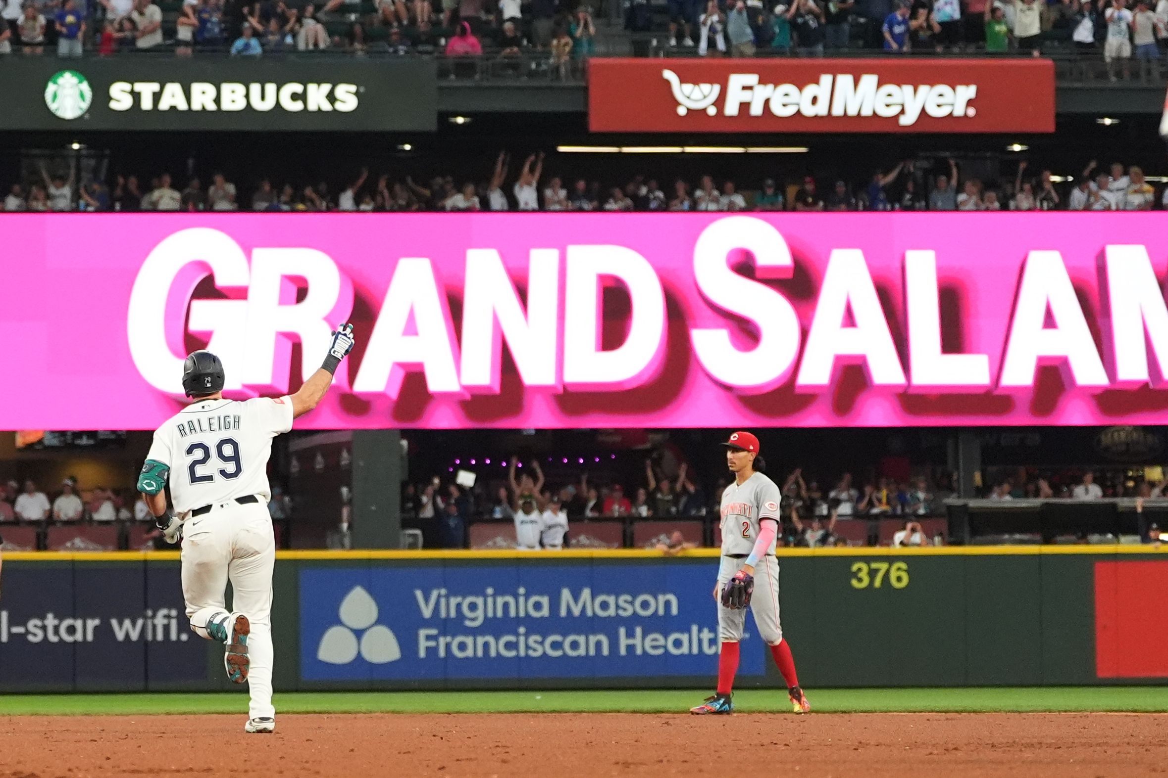 Raleigh hits 6th career grand slam , Kirby tosses 6 strong innings as Mariners blank Reds 8 - 0