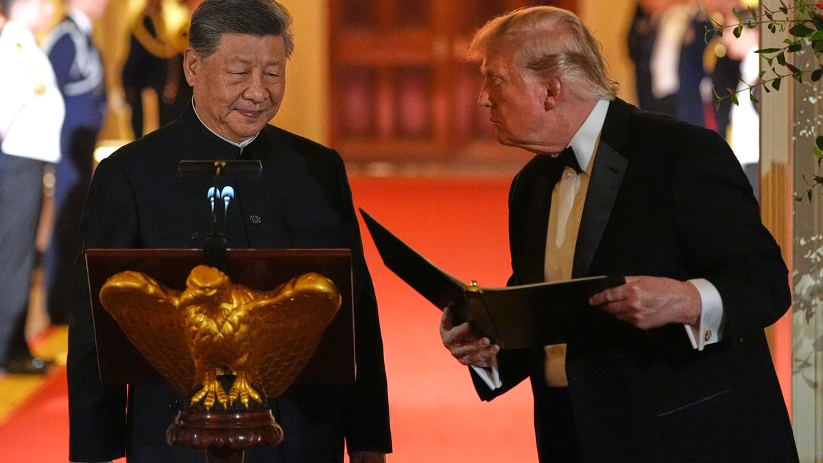 wral.com - The Associated Press - The Latest: Xi wraps up Washington visit with a trip to see the Constitution and Bill of Rights