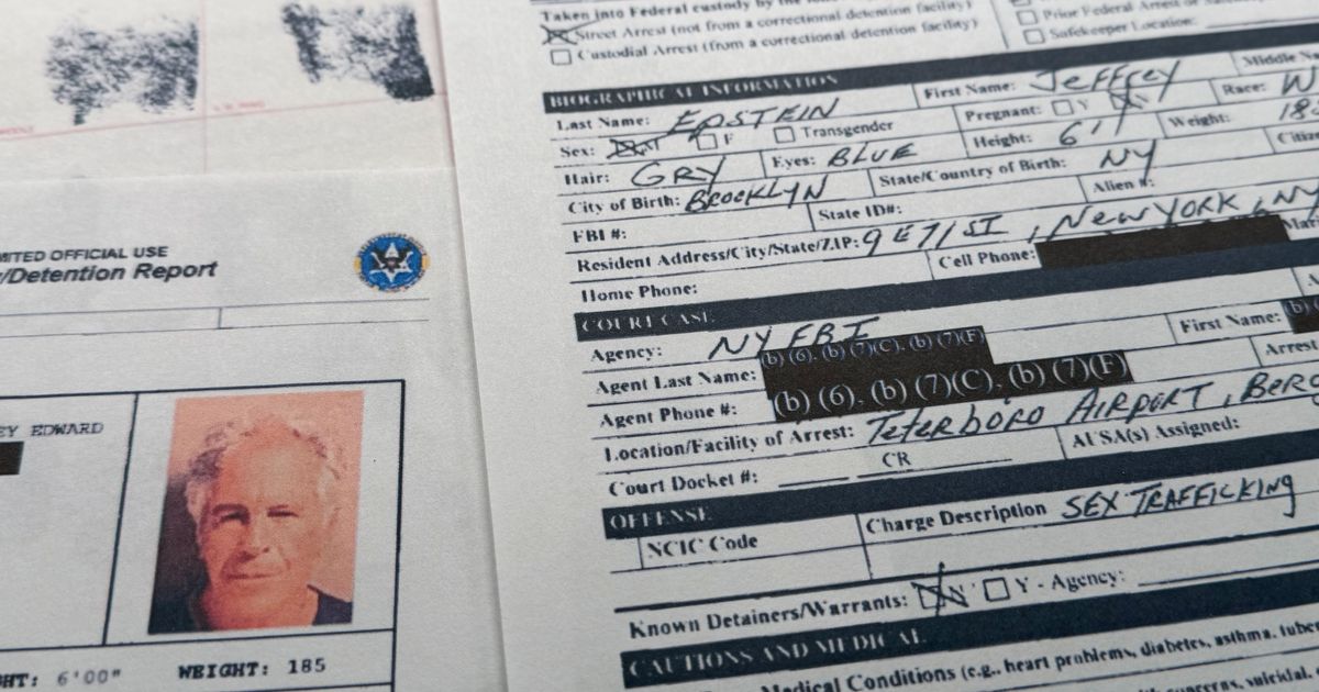 FACT FOCUS: Images of NYC mayor with Jeffrey Epstein are AI-generated. Here’s how we know