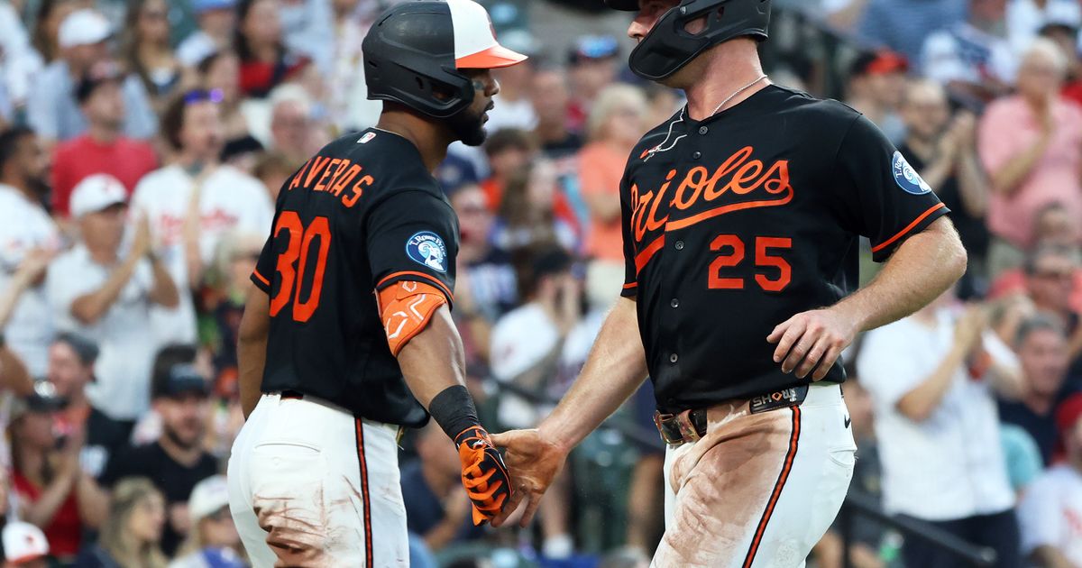 Beavers' 9th-inning hit gives the Orioles a 3-2 victory over the
