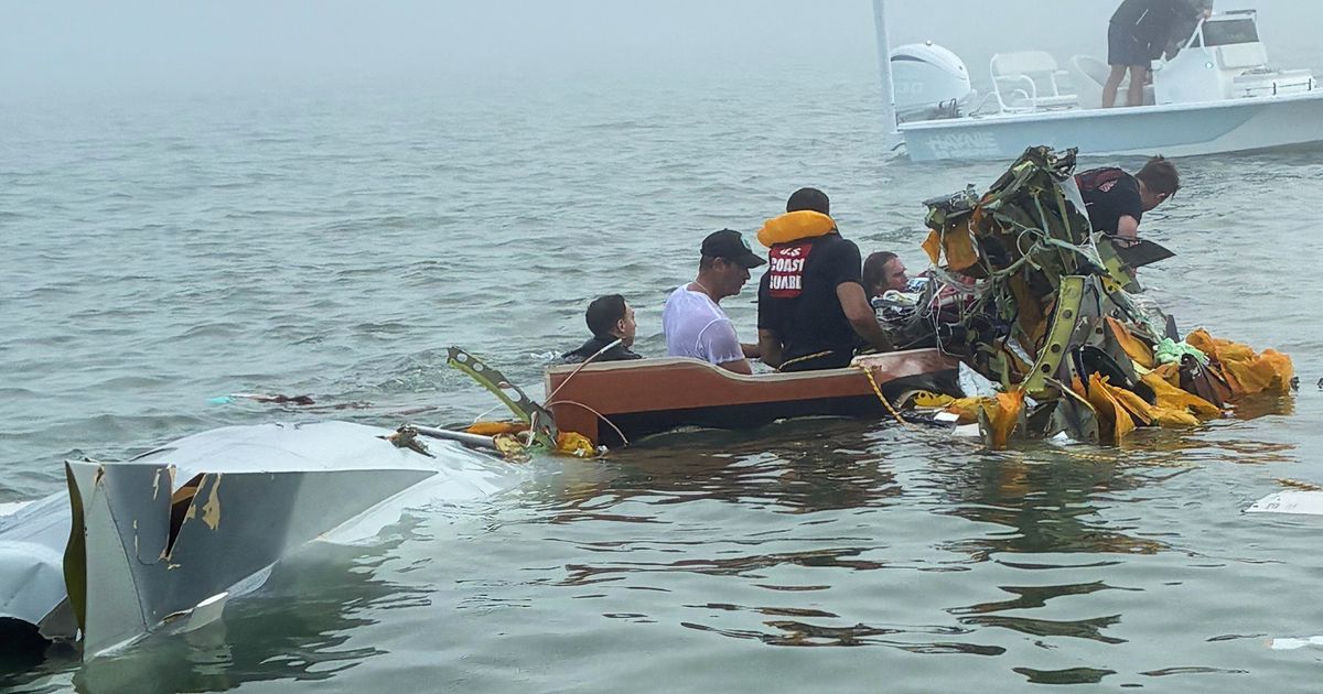 Mexican Navy medical plane lost communication for several minutes before Texas crash