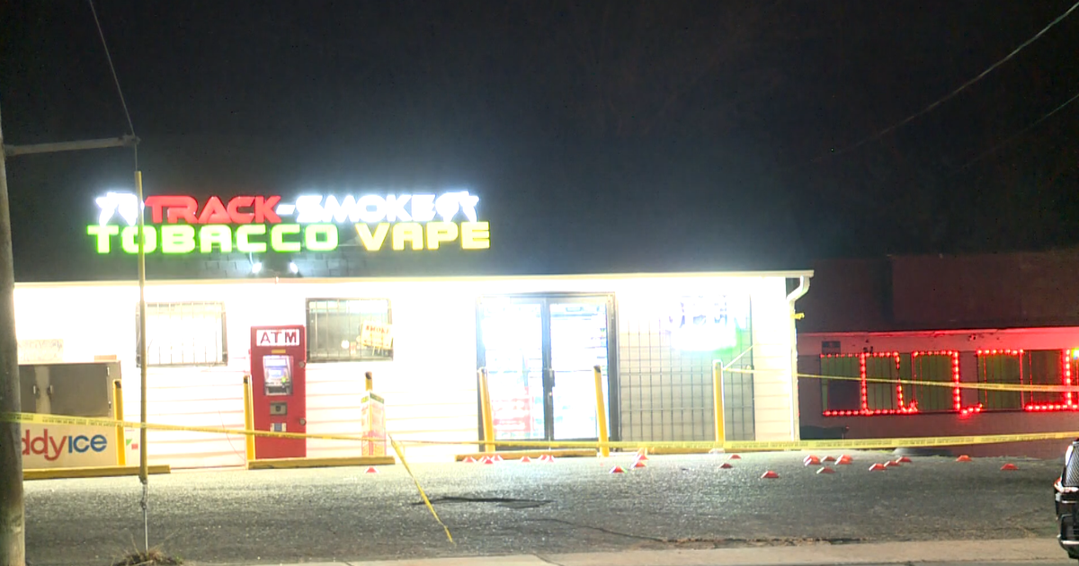 Man shot overnight in Durham shopping center