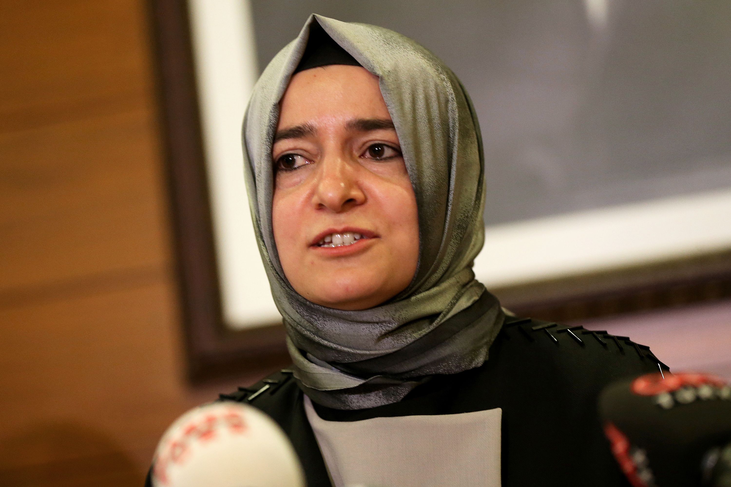 Turkey ruling - party deputy chair steps down after share trading allegations
