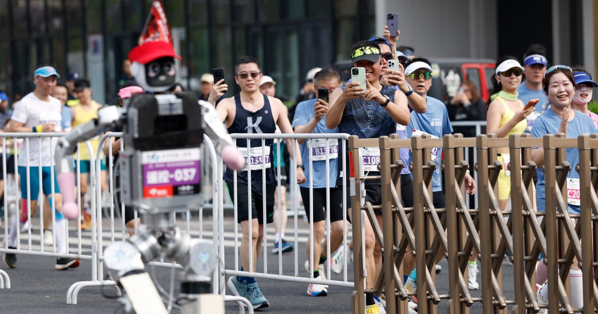 A humanoid robot sprints to victory in Beijing, beating the human half-marathon world record
