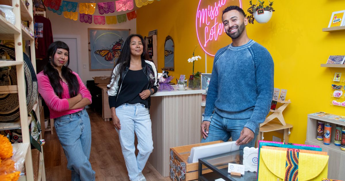 Latino nonprofits start their own shops to make helping small businesses their business