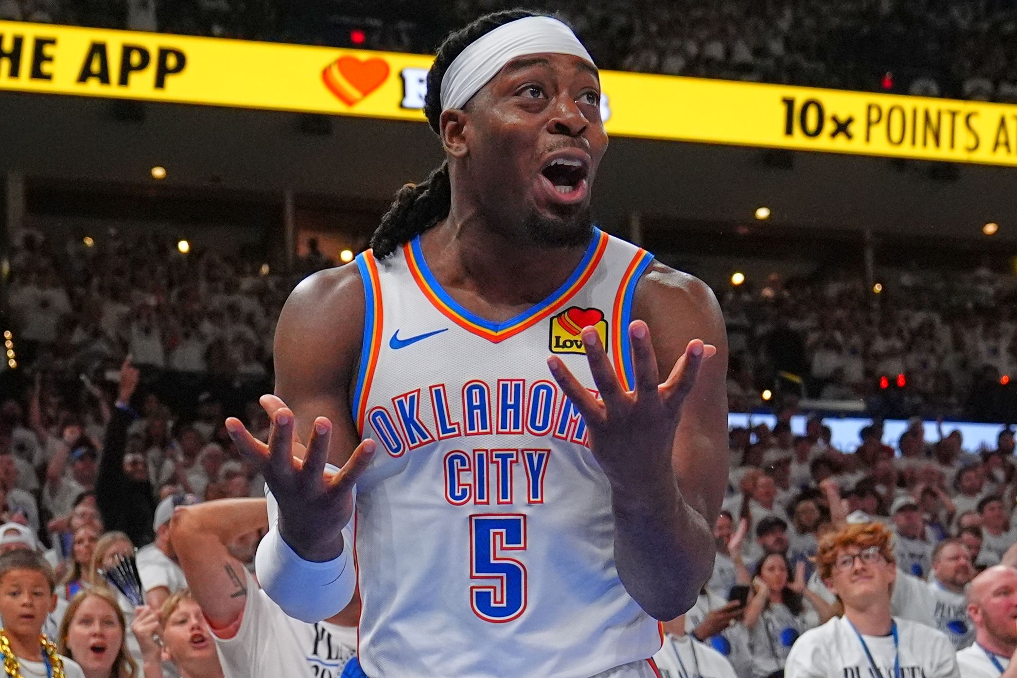 Dort going from Thunder to Hawks , Risacher going to Mavericks in 3 - team trade , AP source says