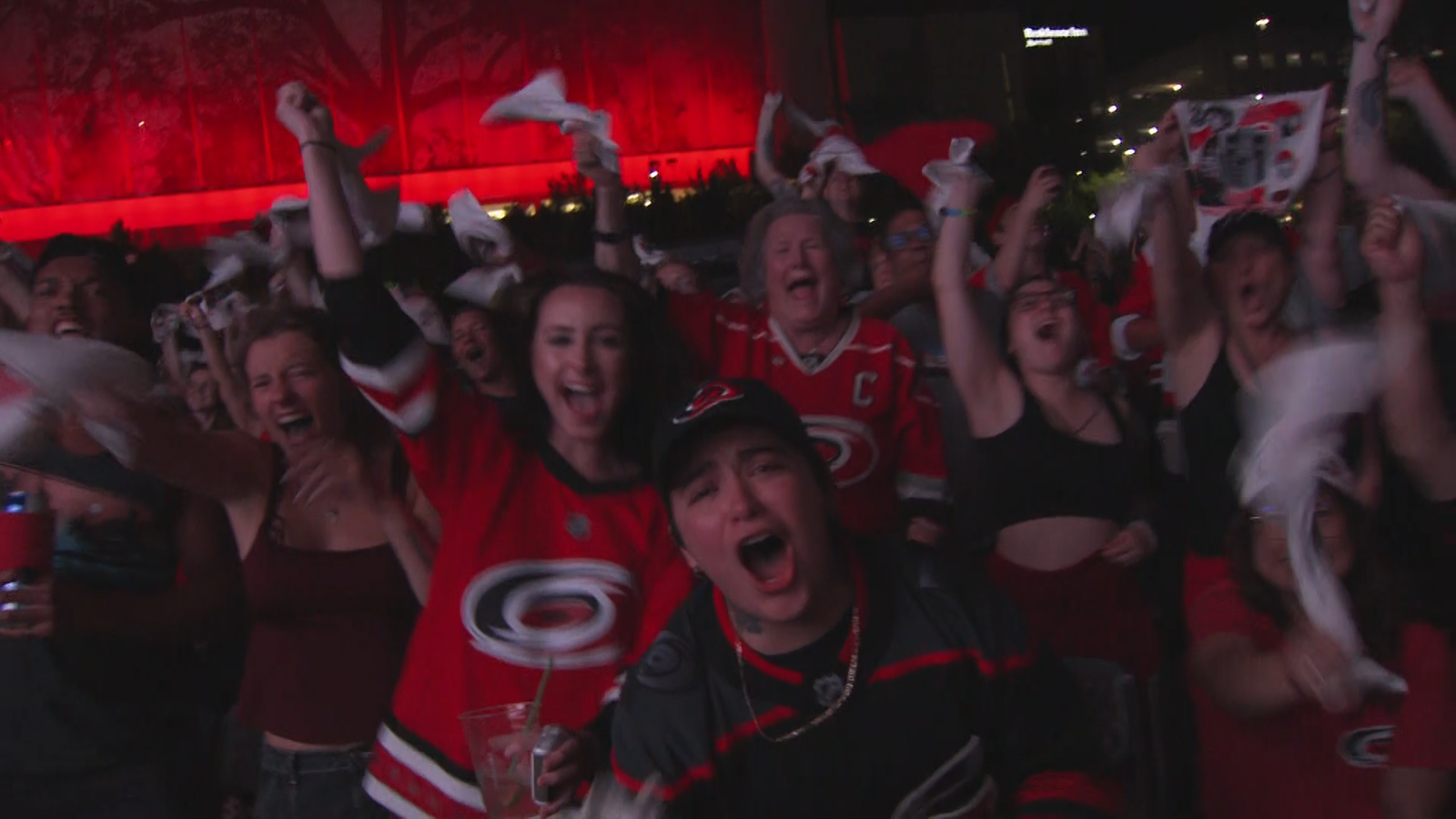 Stanley Cup cash flow: Downtown Raleigh businesses prepare for big crowds during Saturday's parade