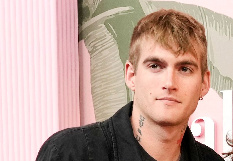 Presley Gerber , son of Cindy Crawford , dies at 27 , family representative says