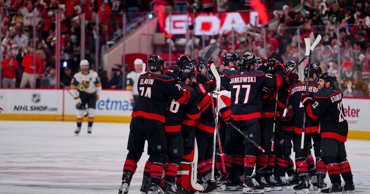 How the chaotic final 15 minutes of Game 2 of the Stanley Cup Final unfolded
