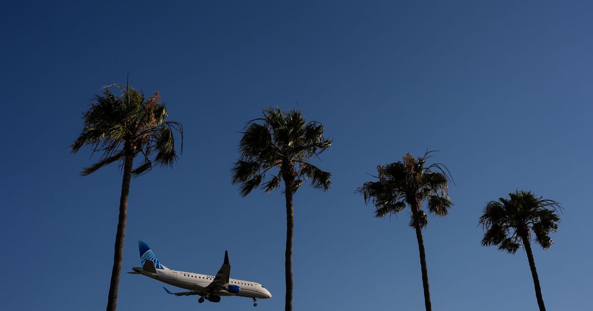 One Tech Tip: What to know about flying with lithium ion portable battery chargers