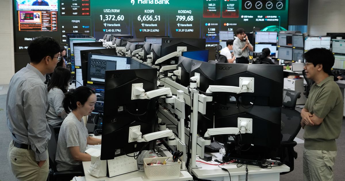 Stocks rise on Wall Street as oil prices, bond yields hold relatively steady