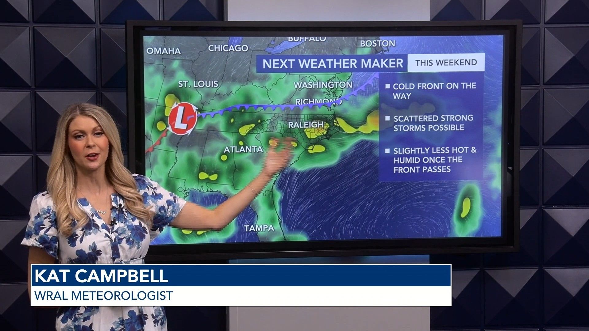 The big heat sticks around, storm chances return for the weekend