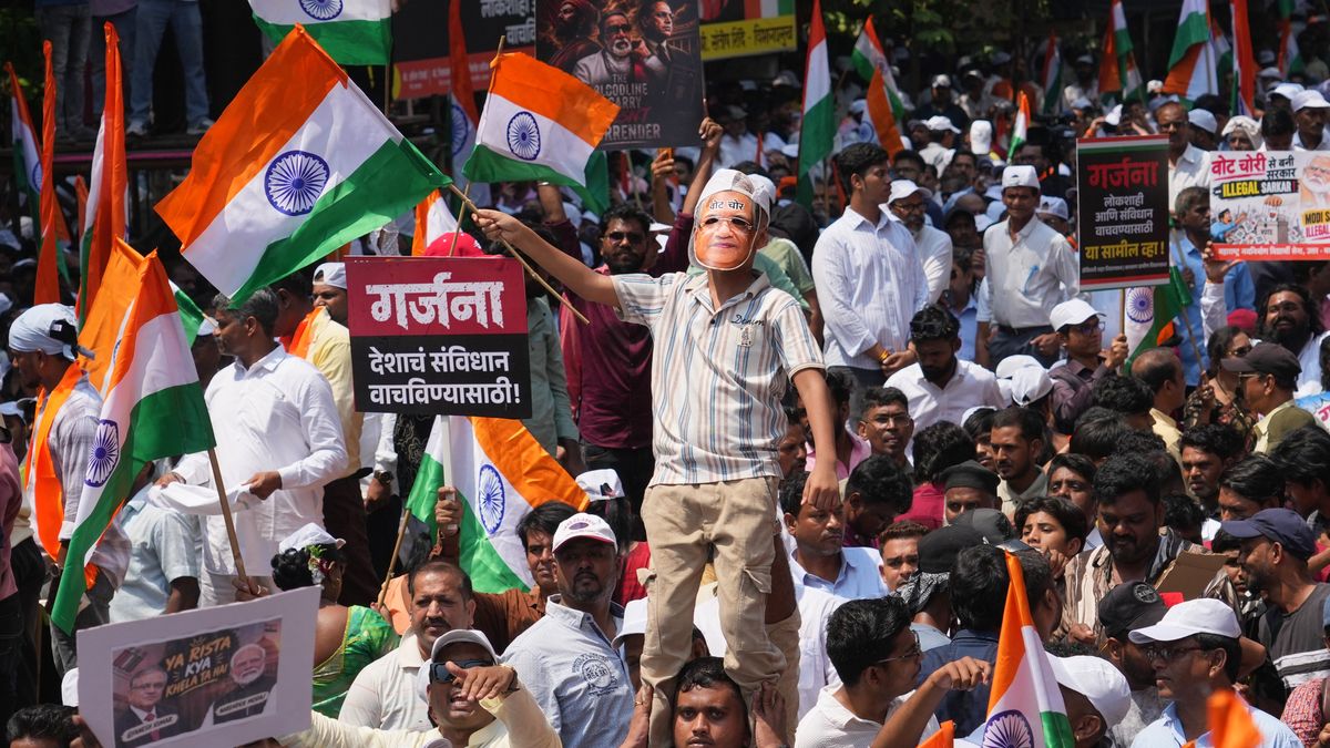 What to know about nationwide protests in India over voter list changes ::  WRAL.com
