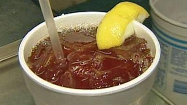 Does Bacteria on Lemon Slices Endanger Diners?