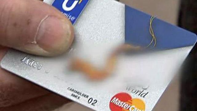 U.S. government takes on credit card companies