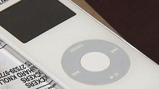 Apple upgrading some iPods for free