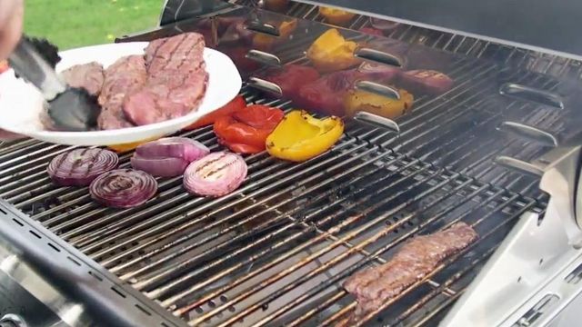 Midsized grills provide more bang for your buck