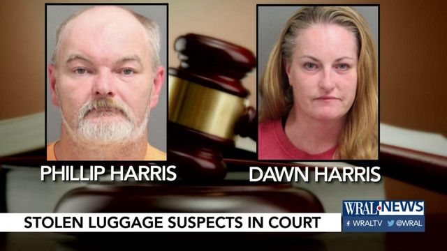 Couple agrees to community service after RDU bag theft charge