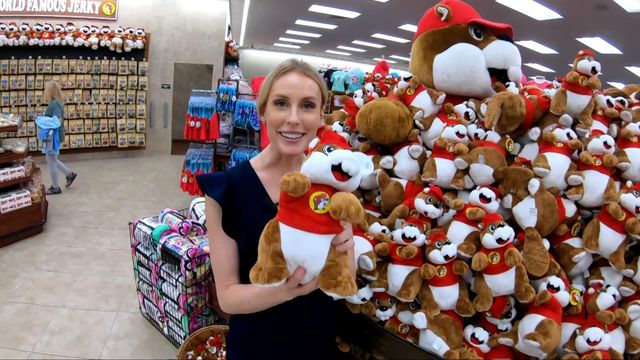 Buc-ee's: Traffic nightmare or travelers paradise? 5 On Your Side finds out