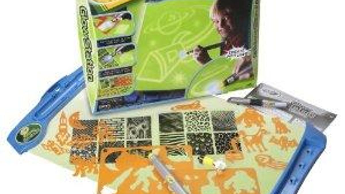 Crayola Glow Station