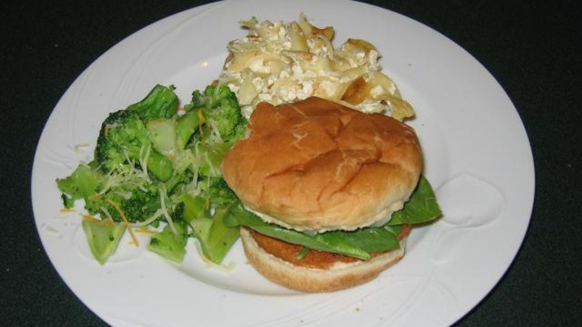 Salmon burger