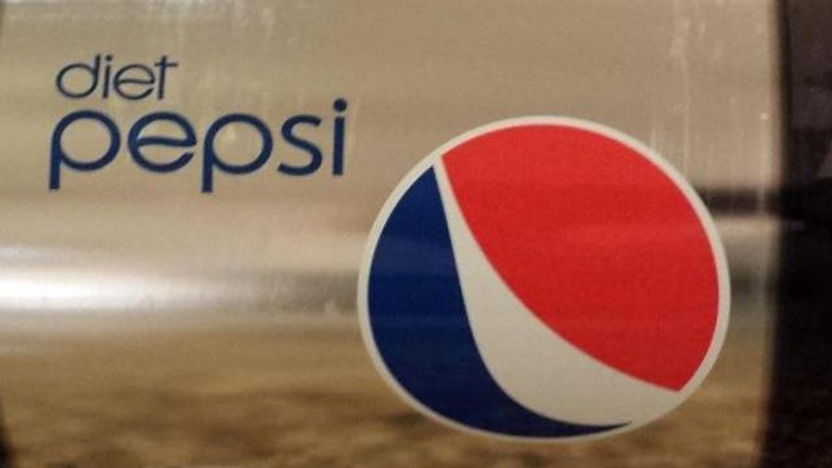 Pepsi bottle 