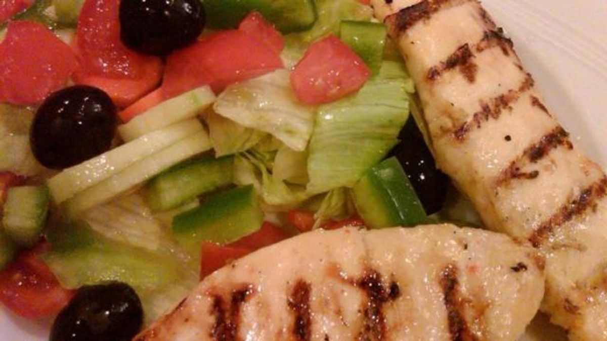 Grilled chicken and salad