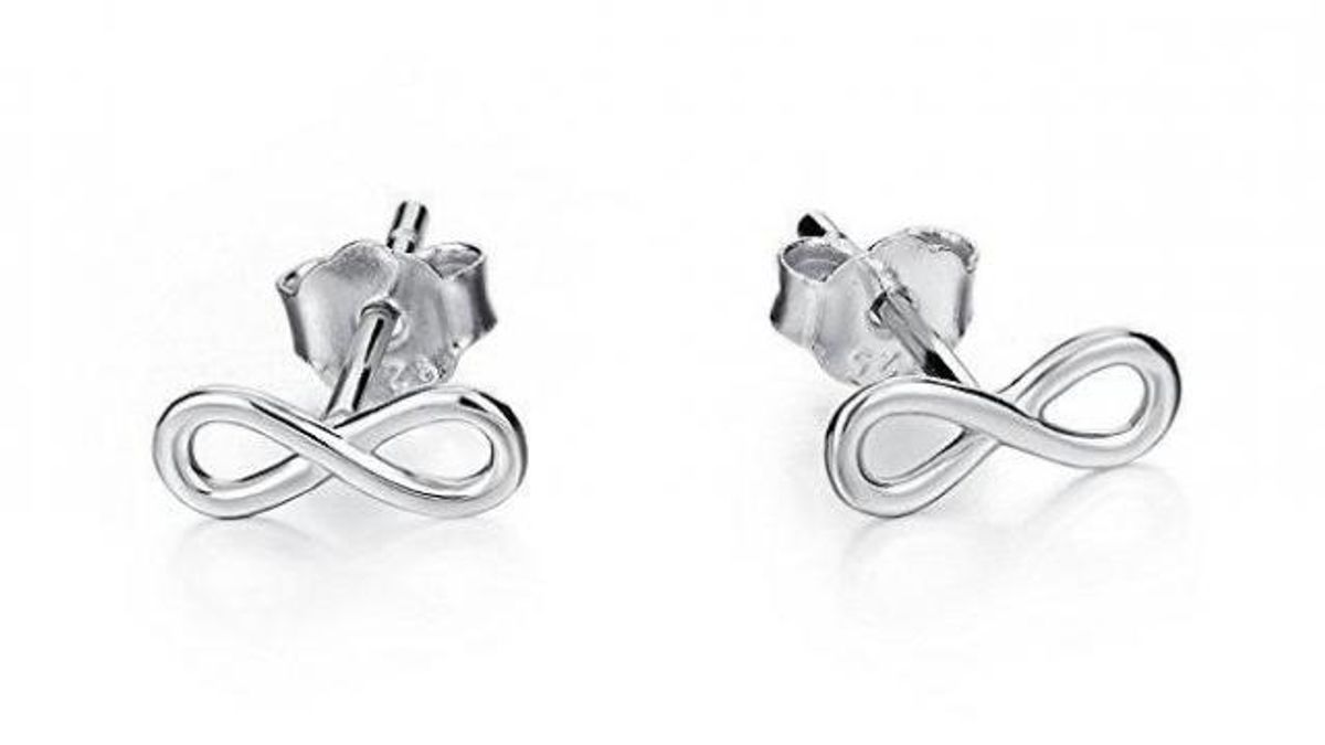LUHE Sterling Silver Infinity Stud Earrings 