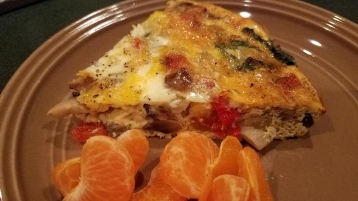 Veggie Quiche with Mandarin Orange Slices
