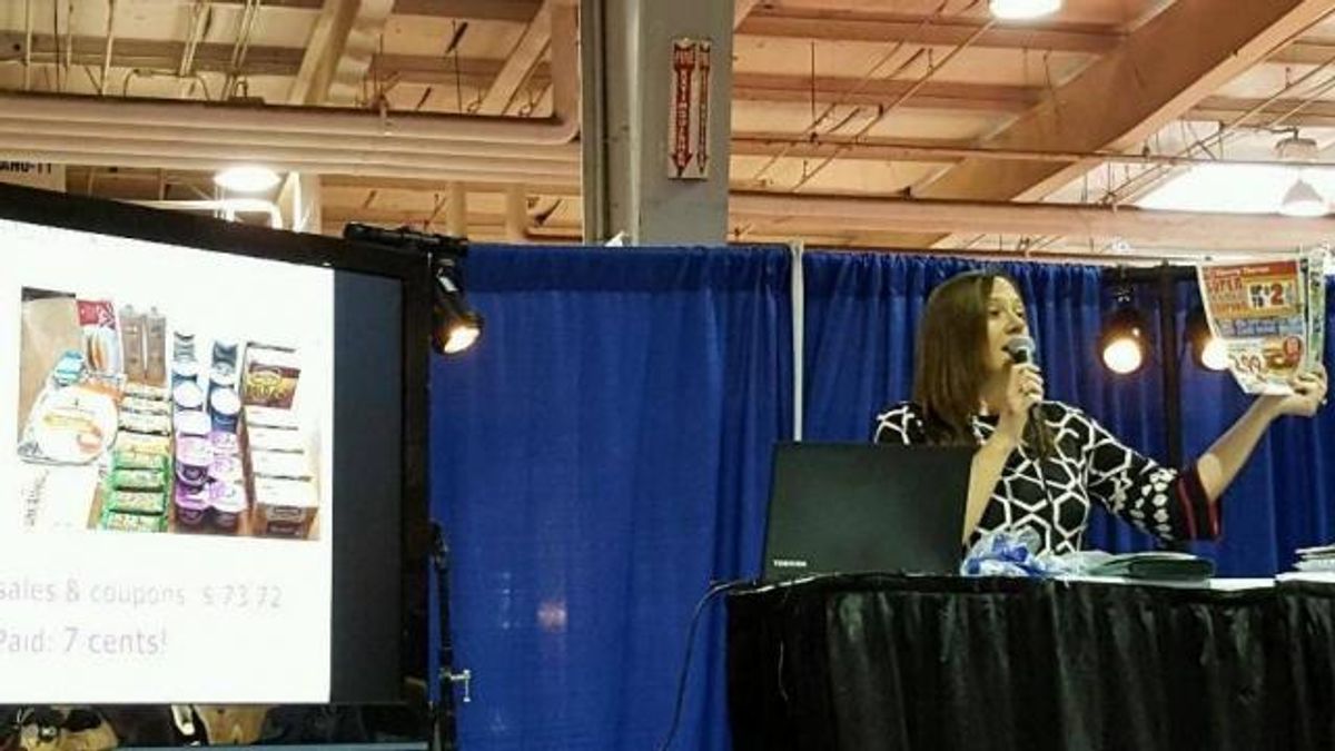Faye teaching at the Southen Women's Show 2016