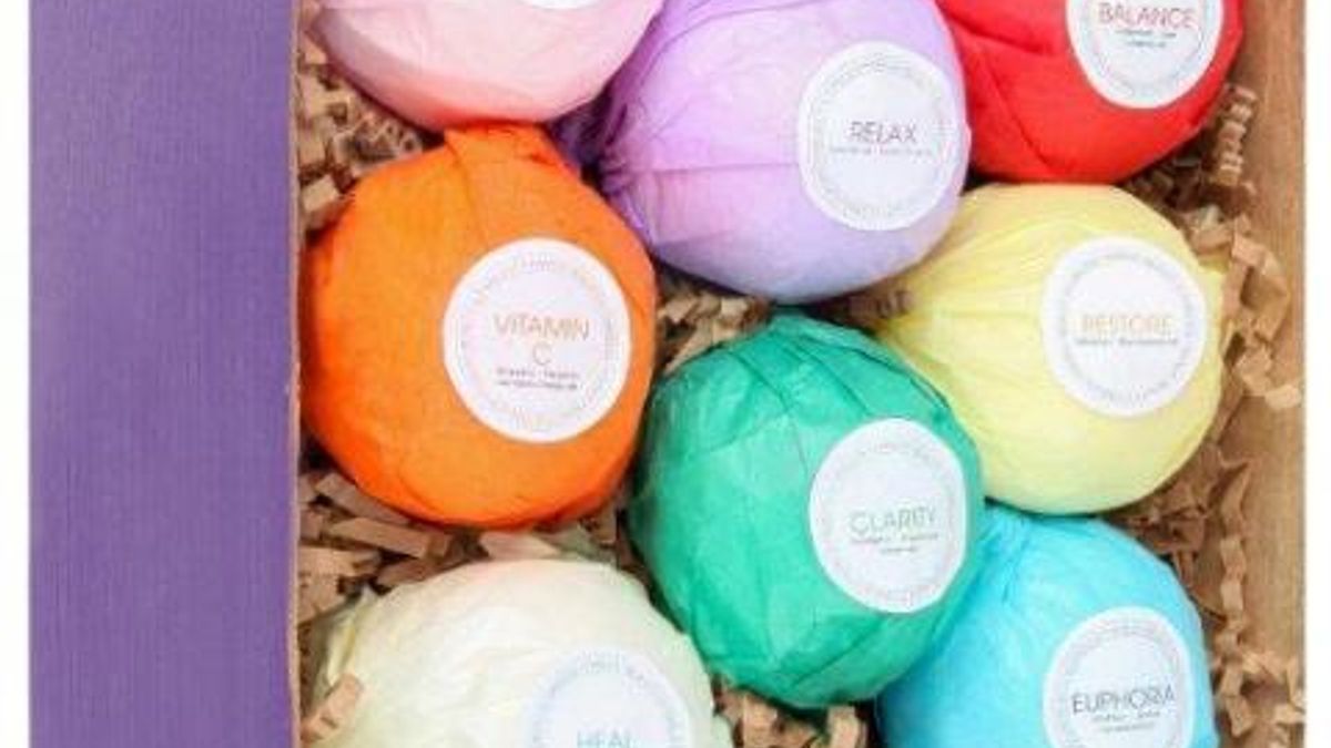 Bath Bombs 8 Piece Gift Set 
