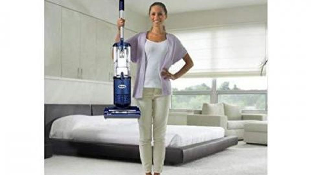Shark Navigator Light Upright Vacuum 