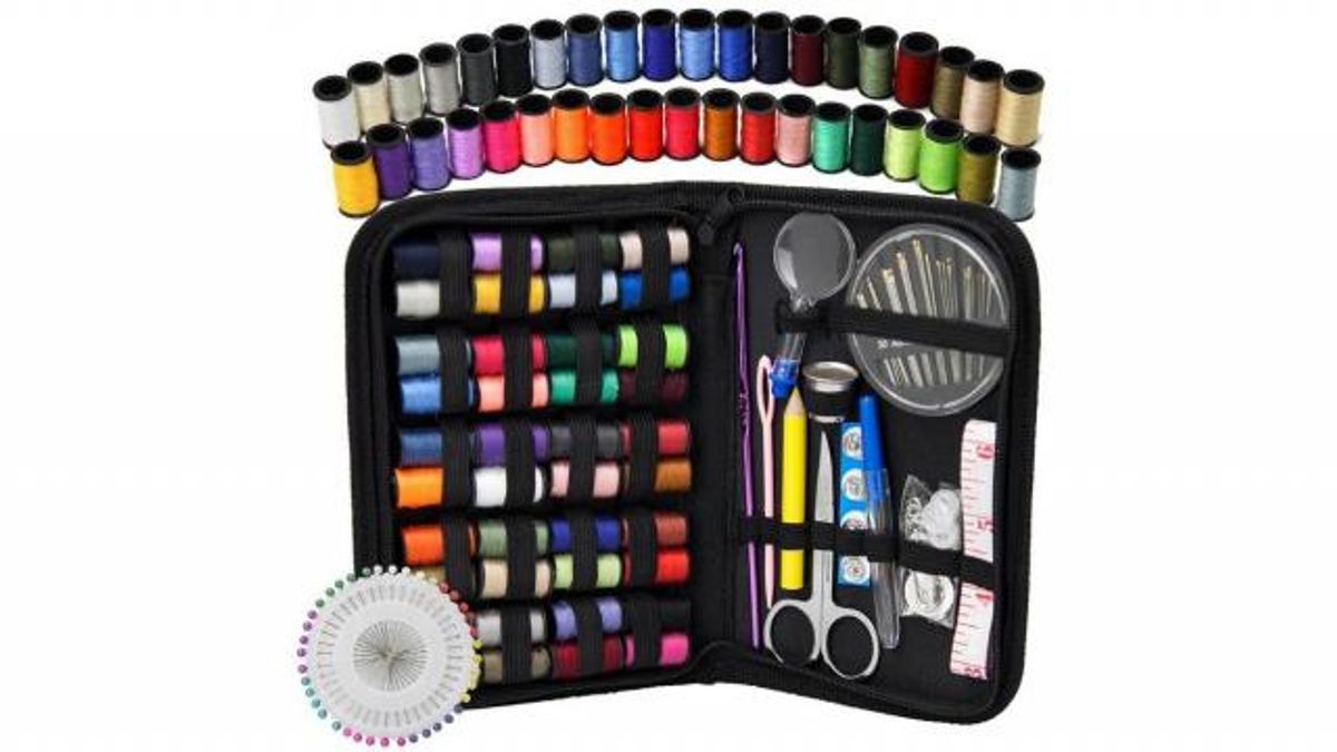 Compact Portable Sewing Kit 
