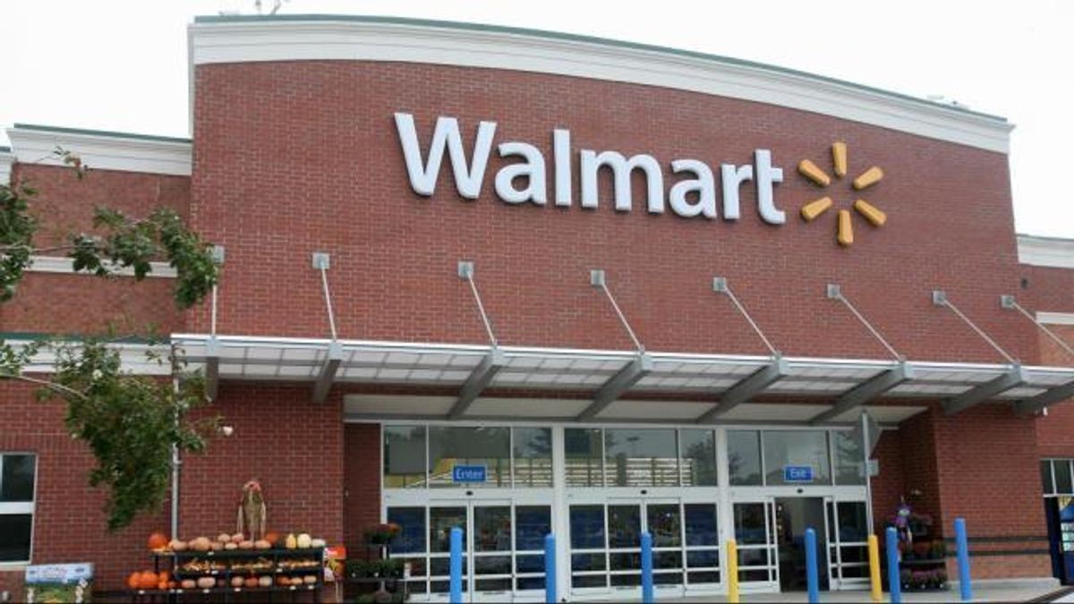 Walmart Store Front