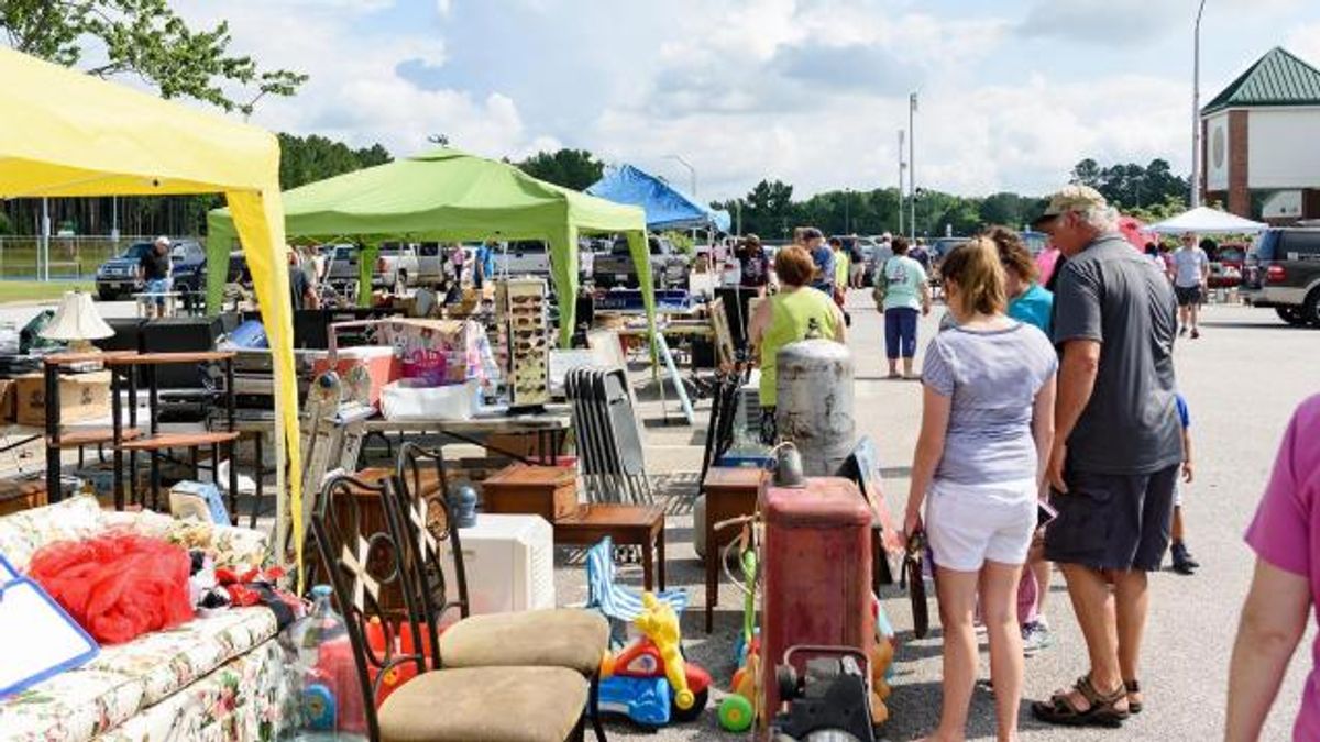 301 Endless Yard Sale (photo courtesy Johnston County Visitor's Bureau)