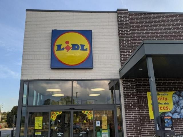 Lidl christmas eve opening hours
