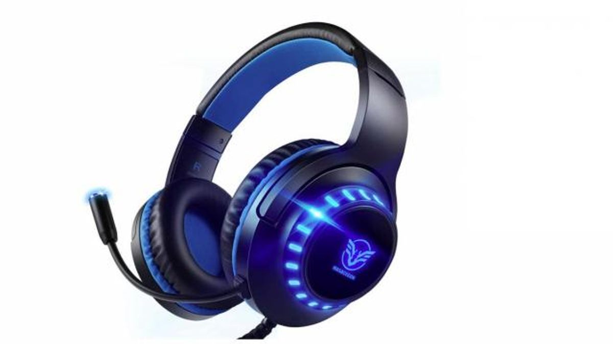 Gaming Headset with Microphone (photo courtesy Amazon)